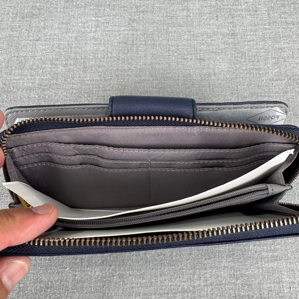 Fossil Madison Zip Clutch Women Navy Blue Leather Wristlet Wallet - Picture 8 of 11